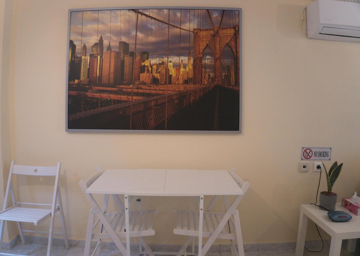 Modern Cozy Apartment In Kalamaria Luaran gambar
