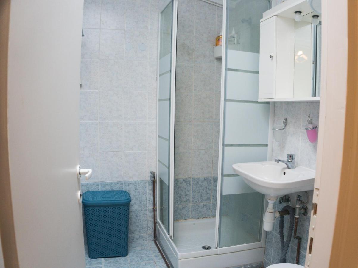 Modern Cozy Apartment In Kalamaria Luaran gambar